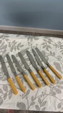Vintage Nodder Osminium AF Dinner Knives Set of 7 Cream Faux Bone Handles